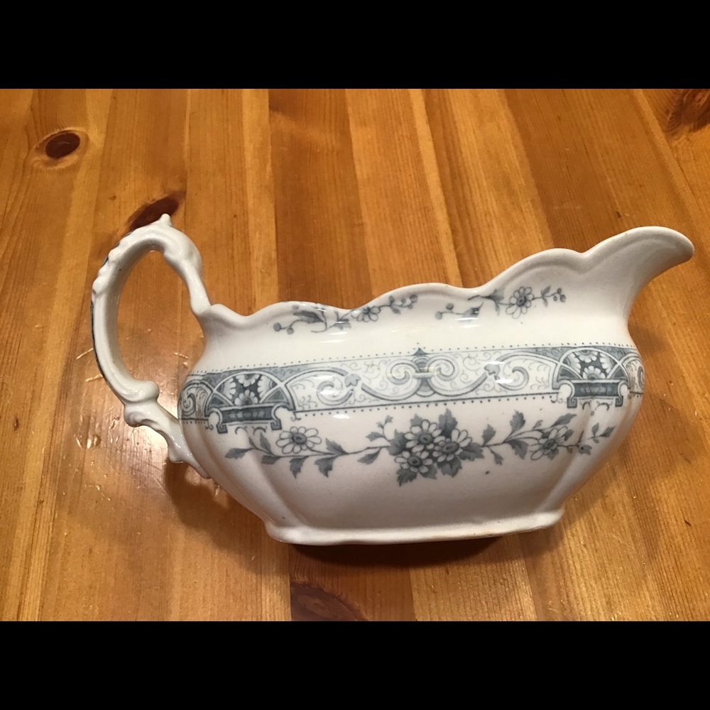 ANTIQUE HENRY ALCOCK ELITE BLUE SEMI PORCELAIN GRAVY BOAT 1800’s - Picture 9 of 12